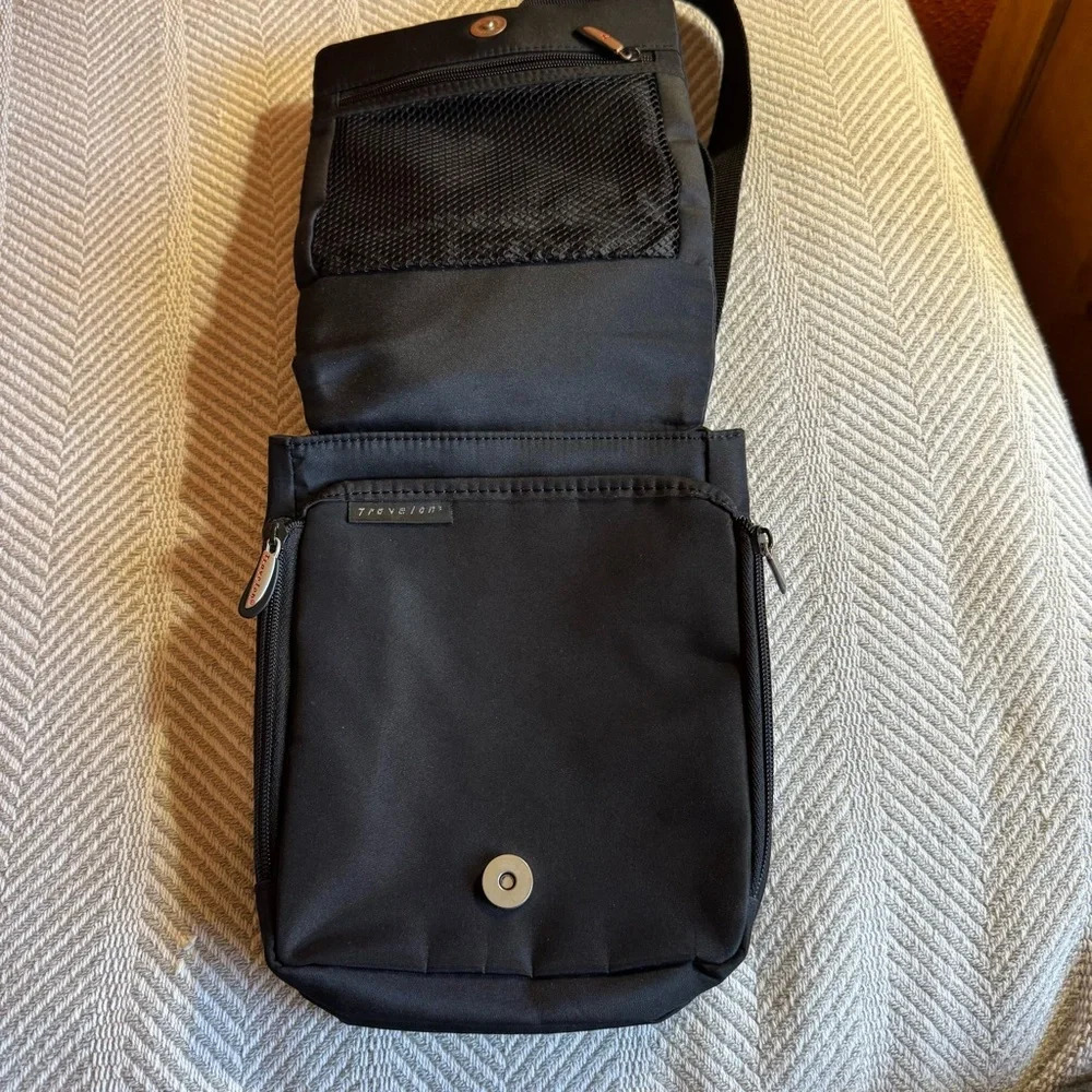 Travelon RFID Anti-Theft Crossbody Sling Bag, Black, EUC‎ - Picture 2 of 13